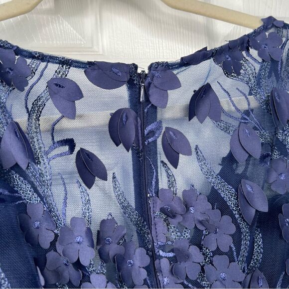Sz 12 CARMEN MARC VALVO INFUSION
Blue 3D Floral Mermaid Gown $495 MSRP NWT - Picture 8 of 17
